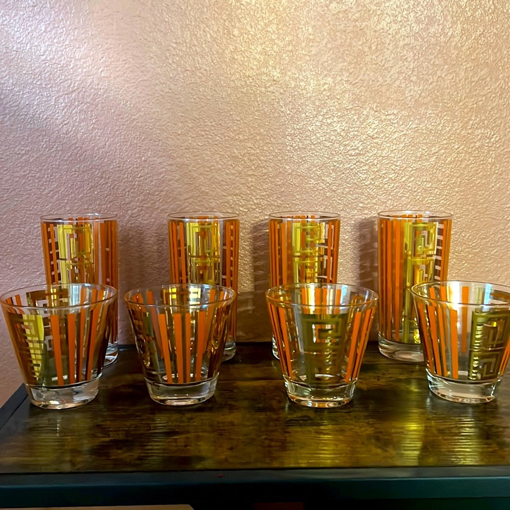 Set of 8 vintage Fred Press drinking glasses 4 tall t short